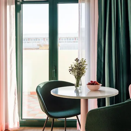 Numa Anjos Apartahotel 4*