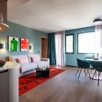 Numa Anjos Aparthotel