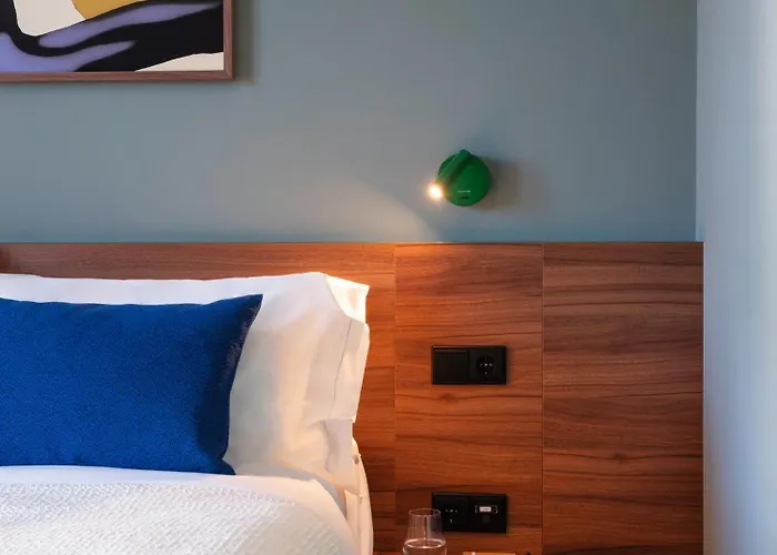 Apartahotel Numa Anjos